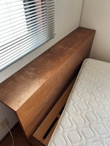 クイーンベット　オイル仕上げ高級ローベットフレーム　バルス