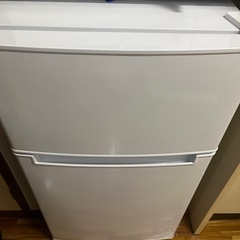 冷蔵庫　85L