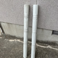 4連の筒状の入れ物