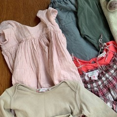 80サイズ　パタゴニア 、ボンポワンなどの画像