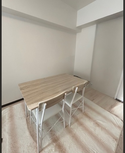 取引中　ダイニングテーブル4人掛け