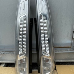日産セレナC26  純製