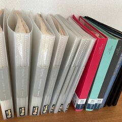 クリアホールダー 各種15冊　100円の画像