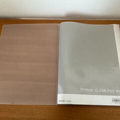 クリアホールダー 各種15冊　100円の画像