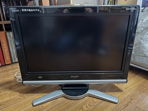 SHARP AQUOS 世界の亀山モデルLC-26D10