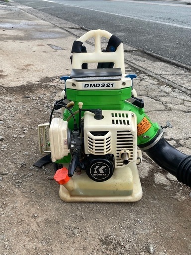 背負式ブロワー　共立