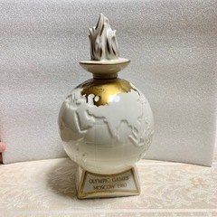 1980年の記念ボトルCAMUSコニャックナポレオン