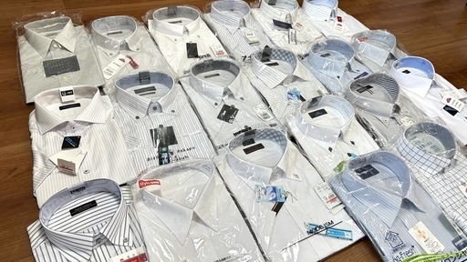 新品　カッターシャツ