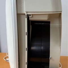 ダイキン工業 MCK40M-W（ホワイト）2011年製 加湿空気清浄機 うるおい光クリエールの画像