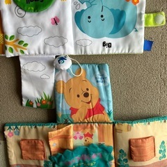 美品⭐︎布絵本2つセットの画像