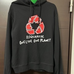 ディースクエアード　パーカー