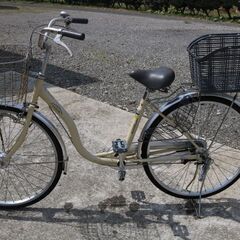 26インチ　薄いクリームホワイト　お買い物や通学に