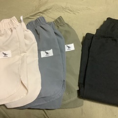 110㌢子供服4枚セットです。