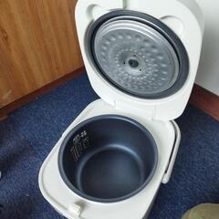 アイリスオーヤマ　炊飯器　5.5合炊の画像