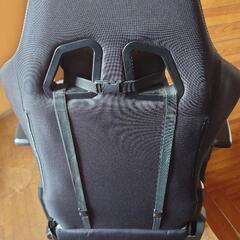 ゲーミングチェア　商談中の画像