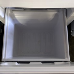 2021年製　SHARP 冷蔵庫の画像