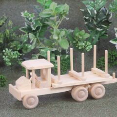 北欧製　木のおもちゃ　車連結セット　無垢材　未使用品