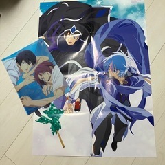 クリアファイルとポスターの画像