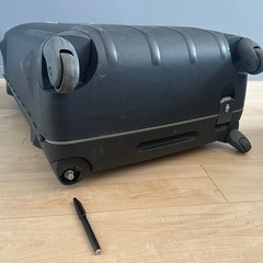 samsonite サムソナイト大きいスーツケースの画像