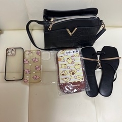 コードレス掃除機、バッグ、小物類などの画像