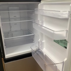 ★ジモティ割あり★ HITACHI 3ドア冷蔵庫 R-27ｋｖ 265L 19年製 動作確認／クリーニング済み TC3938 ☆ジモティ割あり☆ HITACHI 3ドア冷蔵庫 R-27kv 265L 19年製