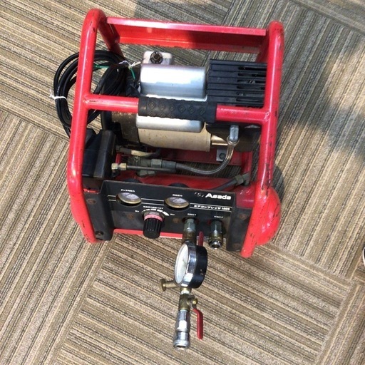 【店頭引取限定】【中古】【現状販売】Asada アサダ エアコンプレッサー 11,000円(税込)