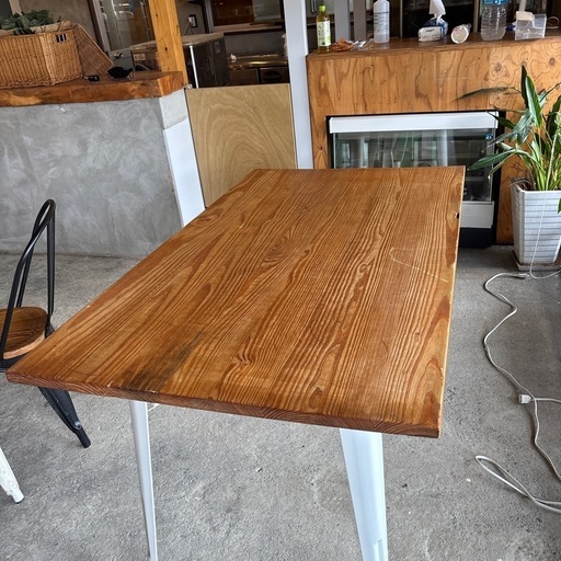 ダイニングテーブル　ヴィンテージ風