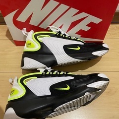 NIKE ZOOM 2Kの画像