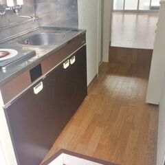 🉐初期費用２万円🙂新宿へ直通３７分の篠崎駅徒歩１２分！家賃62000円のロフト付アパート❤️７月分家賃は無料！❤️ − 東京都