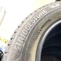 タイヤ スタッドレスタイヤ BRIDGESTONE ブリヂストン 185/65R15 4本の画像