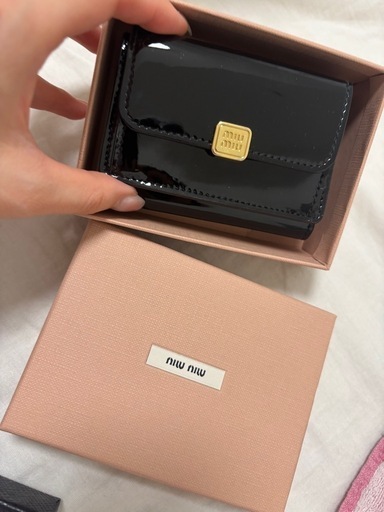 ミュウミュウ財布