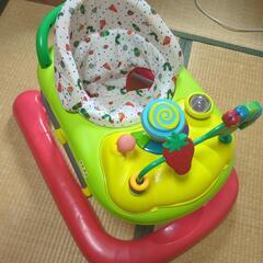 はらぺこあおむし　歩行器