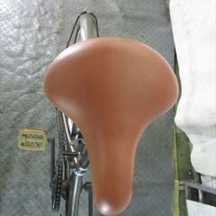 E190　★　12800円★　折りたたみ中古自転車【20インチ　グレイ 　かご付き】の画像