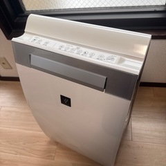 SHARP 加湿空気清浄機 KI-HX75-W 説明書付きの画像