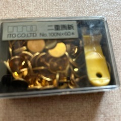 🙆‍♀️無料🙆‍♀️未使用の二重画鋲🙆‍♀️の画像