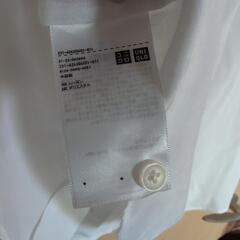 XL  ホワイトシャツUNIQLO新品未使用品の画像
