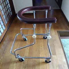 決まりました★☆美品  室内用歩行補助器 