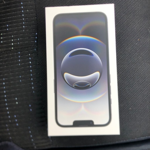 未開封・未使用品　iPhone16e   128G