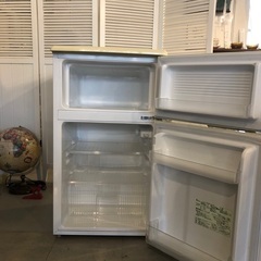 2ドア冷蔵庫の画像