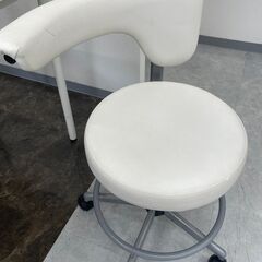椅子　レザー張り　360°可動
