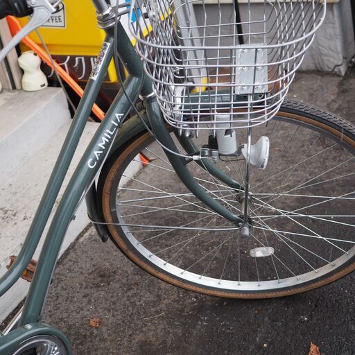 6段切り替え カゴ付き 26インチ ママチャリ 自転車 ライト点灯 CAMILIA