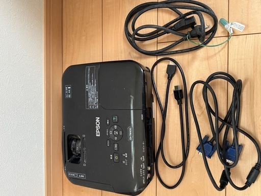 EPSON プロジェクター　EH-TW400