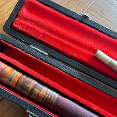 ビリヤードのキューの画像