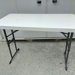 △ ① LIFETIME 4ft 折り畳みテーブル  高さ調節可...