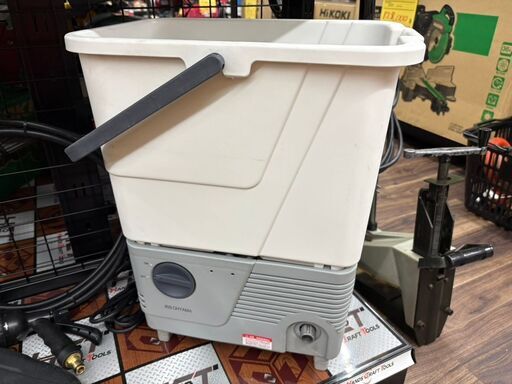 値下げしました！【中古】アイリスオーヤマ SBT-412 高圧洗浄機 タンク式 ※音が大きいです