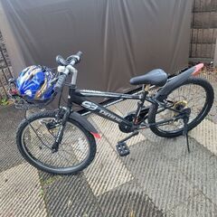 22インチ　子供自転車　ヘルメット付きの画像