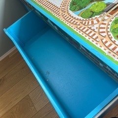 【希少】木製トーマス プレイテーブルの画像