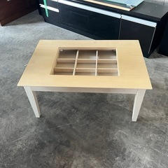 緊急値下げ！美品！小物入れ付きテーブル