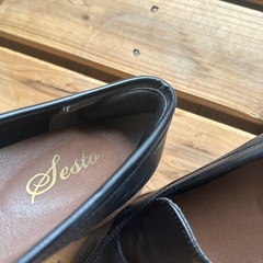 SESTO ローファーの画像