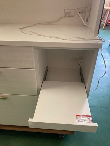 食器棚　レンジ台　レンジボード　棚　キッチンボード　収納棚　白　美品